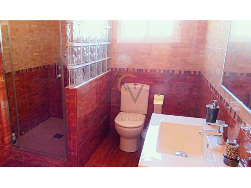 4 quarto Moradia para venda em Pinoso com piscina garagem - 589 000 € (Ref: 9368994)