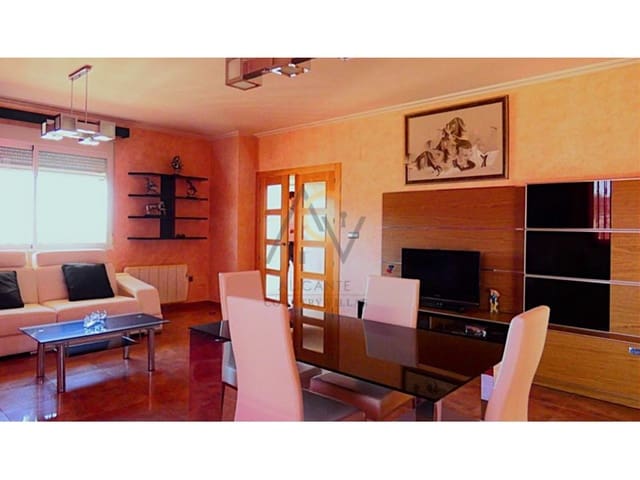 4 quarto Moradia para venda em Pinoso com piscina garagem - 589 000 € (Ref: 9368994)