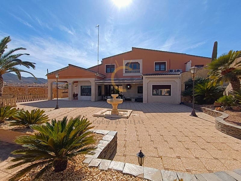 4 slaapkamer Villa te koop in Hondon de las Nieves met zwembad garage - € 675.000 (Ref: 9433316)