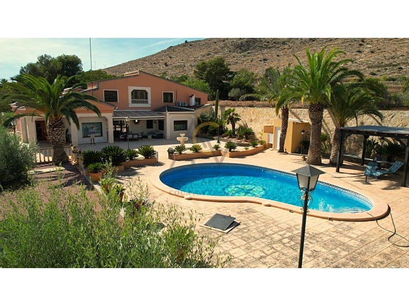 4 slaapkamer Villa te koop in Hondon de las Nieves met zwembad garage - € 675.000 (Ref: 9433316)