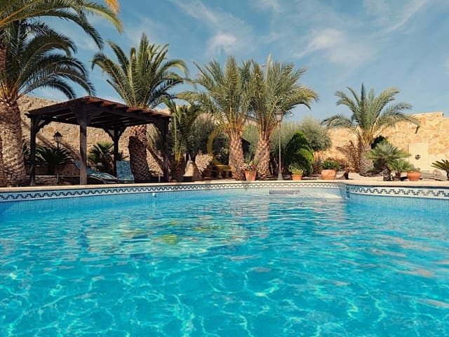 4 slaapkamer Villa te koop in Hondón de las Nieves met zwembad garage - € 675.000 (Ref: 9433316)