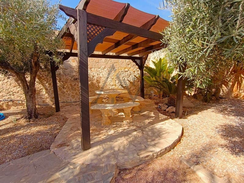 4 slaapkamer Villa te koop in Hondon de las Nieves met zwembad garage - € 675.000 (Ref: 9433316)