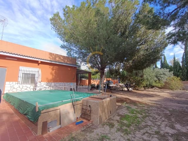 3 bedroom Finca/Country House for sale in Agost with pool garage - € 185,000 (Ref: 9433317)
