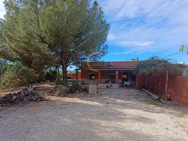 3 bedroom Finca/Country House for sale in Agost with pool garage - € 185,000 (Ref: 9433317)