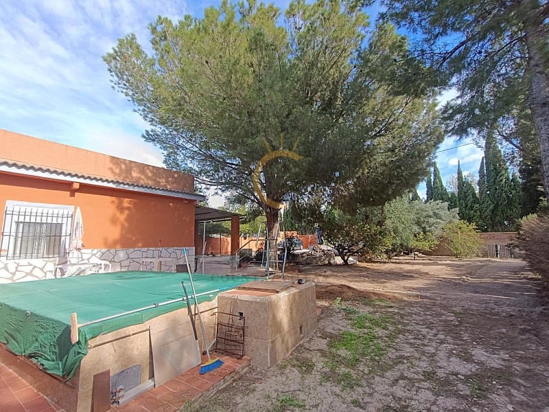 3 bedroom Finca/Country House for sale in Agost with pool garage - € 185,000 (Ref: 9433317)