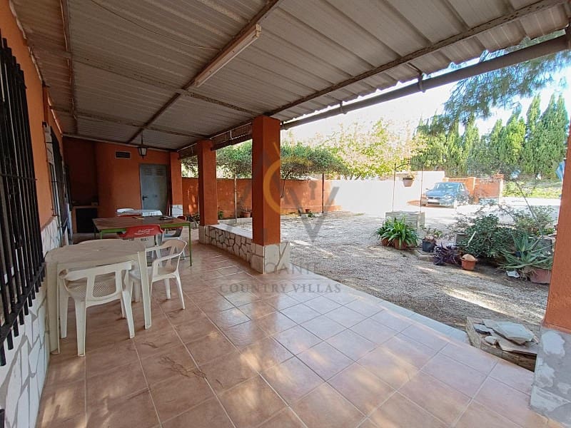 3 bedroom Finca/Country House for sale in Agost with pool garage - € 185,000 (Ref: 9433317)