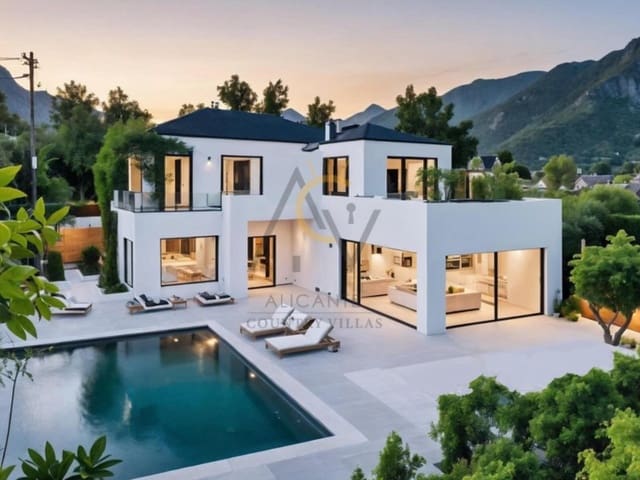 3 soveværelse Villa til salg i Pinoso med swimmingpool - € 479.500 (Ref: 9462466)