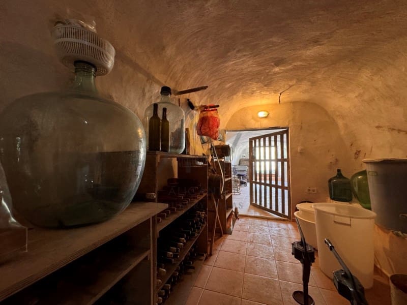 Finca/Country House for sale in La Romana - € 150,000 (Ref: 9474354)