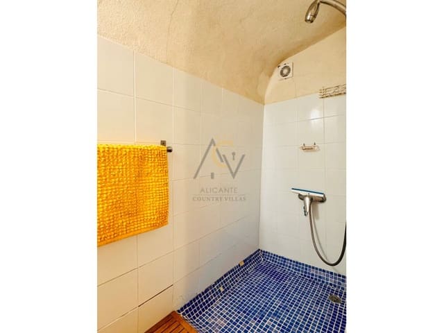 Finca/Country House for sale in La Romana - € 150,000 (Ref: 9474354)