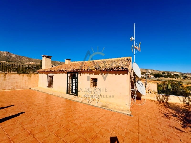 5 bedroom Villa for sale in La Romana - € 269,995 (Ref: 9504701)