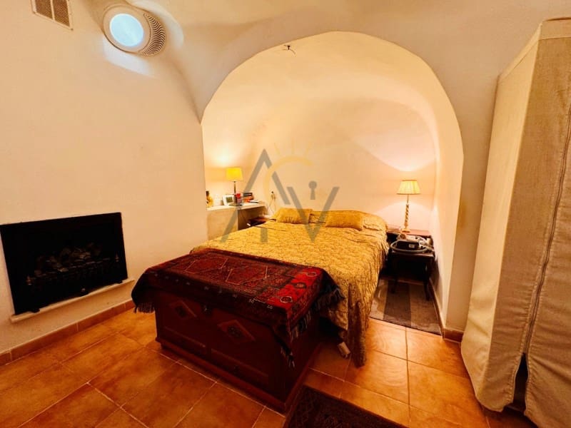 5 bedroom Villa for sale in La Romana - € 269,995 (Ref: 9504701)