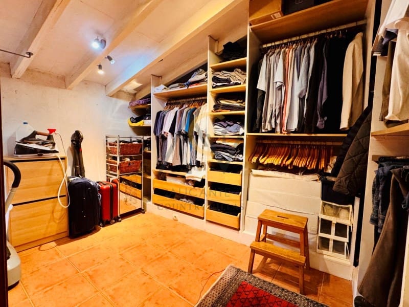 5 bedroom Villa for sale in La Romana - € 269,995 (Ref: 9504701)