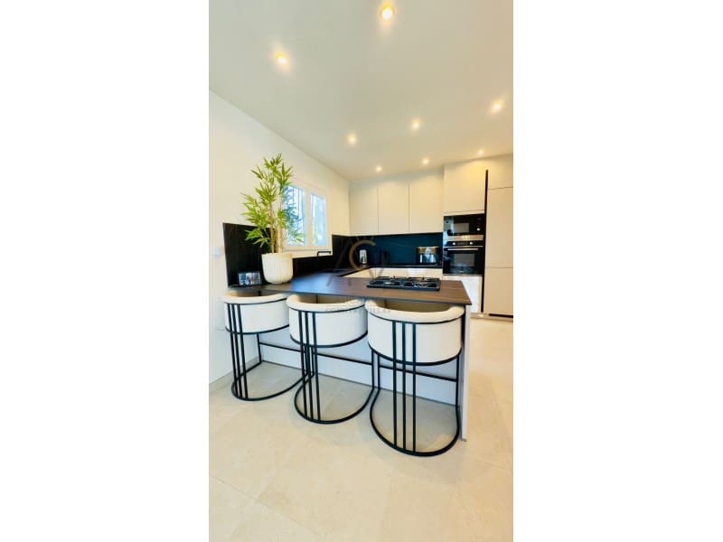 Chalet de 3 habitaciones en Monóvar / Monóver en venta con piscina - 419.000 € (Ref: 9524677)