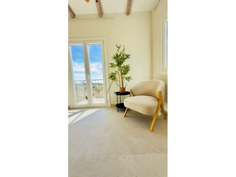 Chalet de 3 habitaciones en Monóvar / Monóver en venta con piscina - 419.000 € (Ref: 9524677)