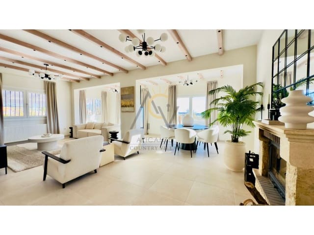 Chalet de 3 habitaciones en Monóvar / Monóver en venta con piscina - 419.000 € (Ref: 9524677)