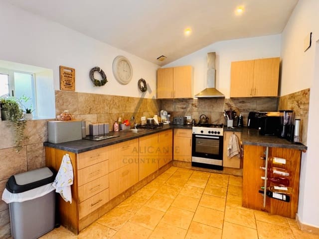 3 makuuhuone Maalaistalo myytävänä paikassa La Romana - 149 995 € (Ref: 9524678)