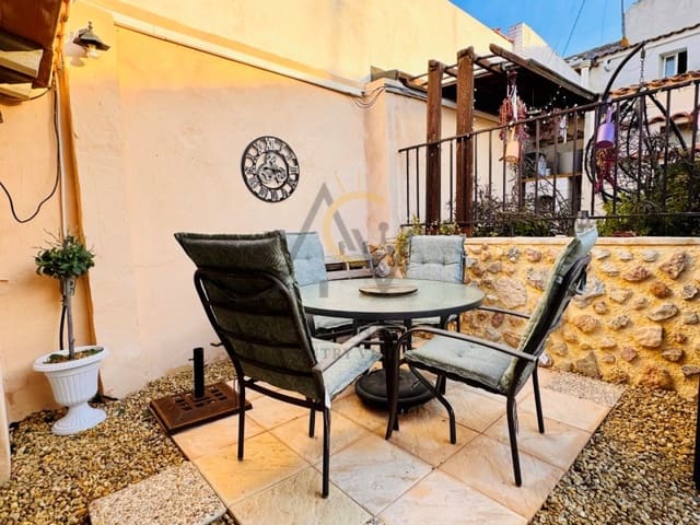 3 bedroom Finca/Country House for sale in La Romana - € 134,995 (Ref: 9524678)