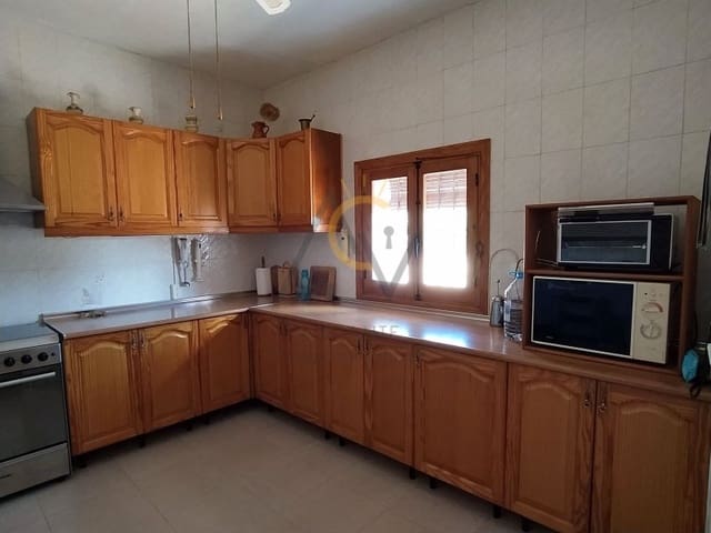 5 makuuhuone Huvila myytävänä paikassa La Romana mukana 
autotalli - 269 990 € (Ref: 9555983)