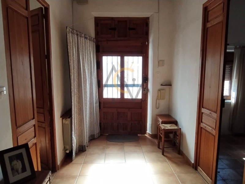 5 makuuhuone Huvila myytävänä paikassa La Romana mukana 
autotalli - 269 990 € (Ref: 9555983)