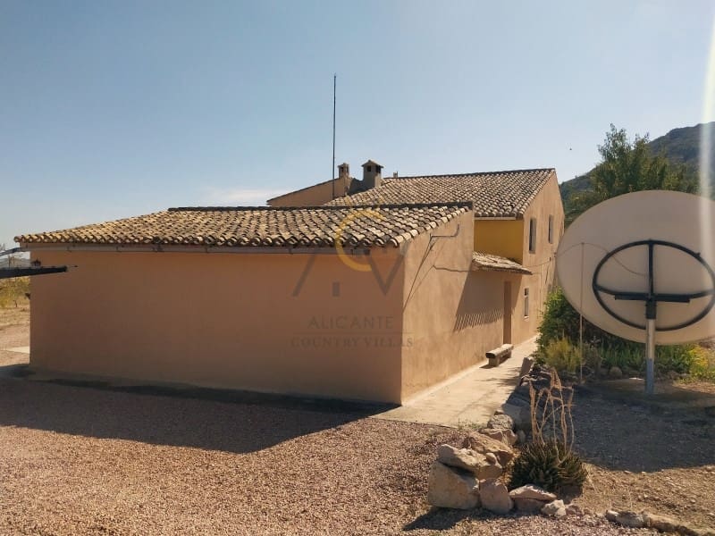 5 makuuhuone Huvila myytävänä paikassa La Romana mukana 
autotalli - 269 990 € (Ref: 9555983)