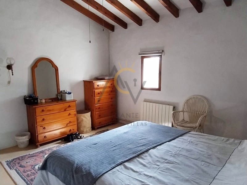 5 makuuhuone Huvila myytävänä paikassa La Romana mukana 
autotalli - 269 990 € (Ref: 9555983)