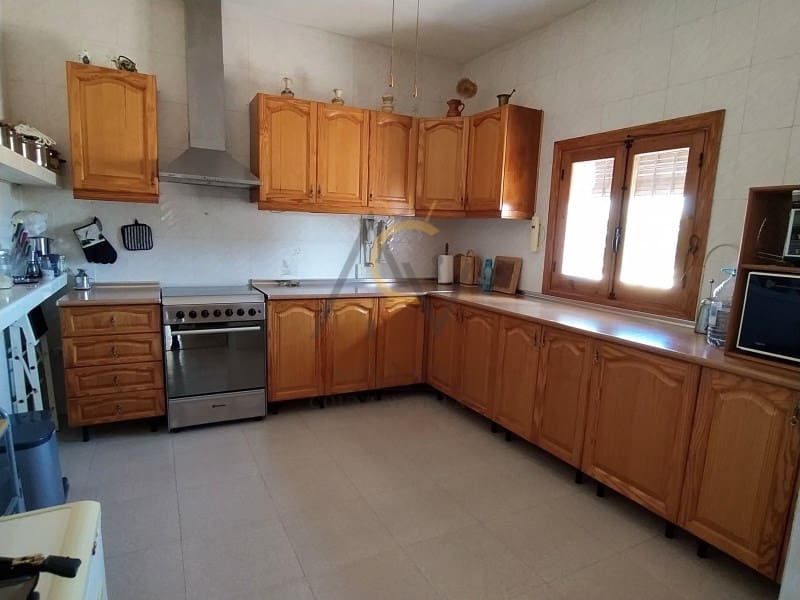 5 makuuhuone Huvila myytävänä paikassa La Romana mukana 
autotalli - 269 990 € (Ref: 9555983)