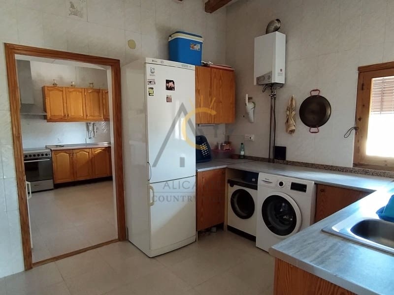 5 makuuhuone Huvila myytävänä paikassa La Romana mukana 
autotalli - 269 990 € (Ref: 9555983)