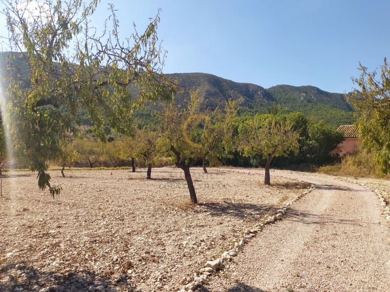 5 makuuhuone Huvila myytävänä paikassa La Romana mukana 
autotalli - 269 990 € (Ref: 9555983)