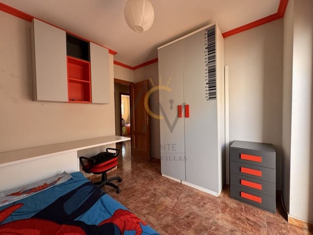 4 makuuhuone Huoneisto myytävänä paikassa La Romana - 140 000 € (Ref: 9555984)