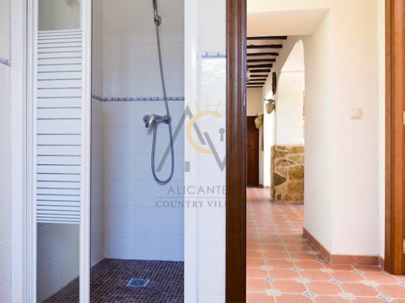 4 sypialnia Finka/Dom wiejski na sprzedaż w Pinoso - 195 000 € (Ref: 9561934)