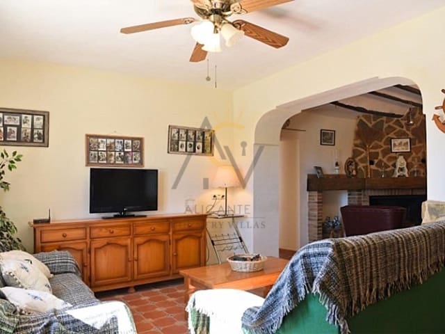 4 chambre Finca/Maison de Campagne à vendre à Pinoso - 195 000 € (Ref: 9561934)