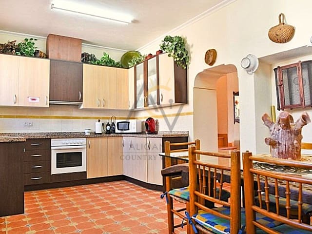 4 chambre Finca/Maison de Campagne à vendre à Pinoso - 195 000 € (Ref: 9561934)