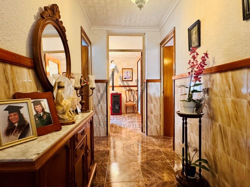 5 bedroom Townhouse for sale in Chinorlet / Xinorlet - € 159,995 (Ref: 9591412)