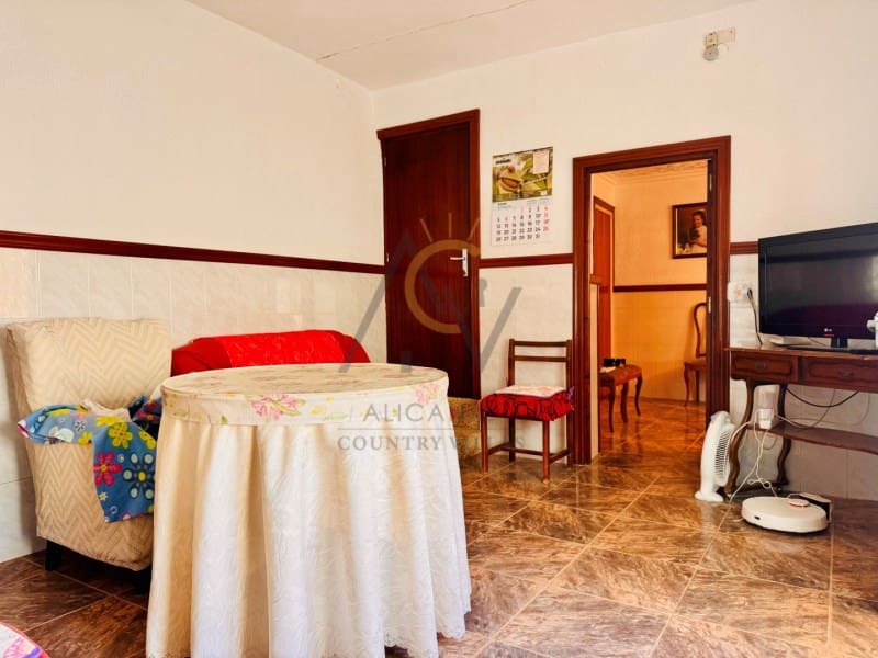 5 bedroom Townhouse for sale in Chinorlet / Xinorlet - € 159,995 (Ref: 9591412)