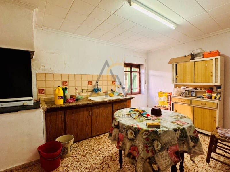 5 bedroom Townhouse for sale in Chinorlet / Xinorlet - € 159,995 (Ref: 9591412)