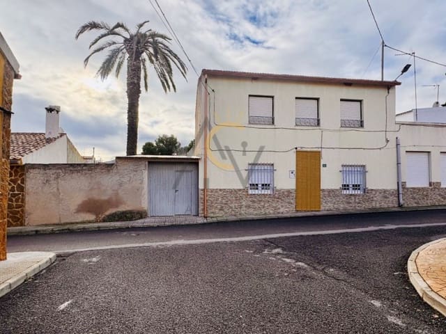 5 bedroom Townhouse for sale in Chinorlet / Xinorlet, Monóvar / Monóver - € 159,995 (Ref: 9591412)