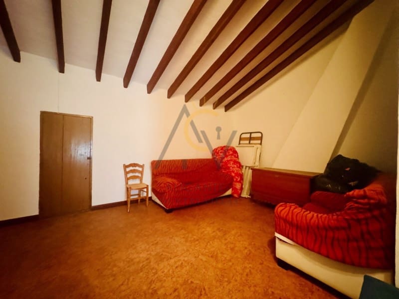 4 slaapkamer Villa te koop in La Romana met garage - € 230.000 (Ref: 9674094)