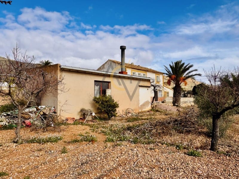 4 slaapkamer Villa te koop in La Romana met garage - € 230.000 (Ref: 9674094)