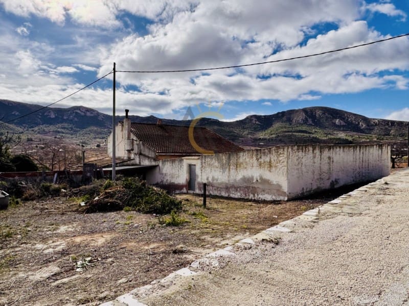 4 slaapkamer Villa te koop in La Romana met garage - € 230.000 (Ref: 9674094)