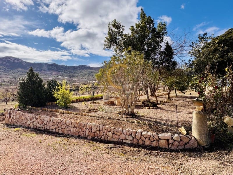 4 slaapkamer Villa te koop in La Romana met garage - € 230.000 (Ref: 9674094)