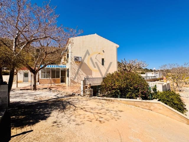 4 soveværelse Villa til salg i Monforte del Cid med swimmingpool - € 330.000 (Ref: 9726755)