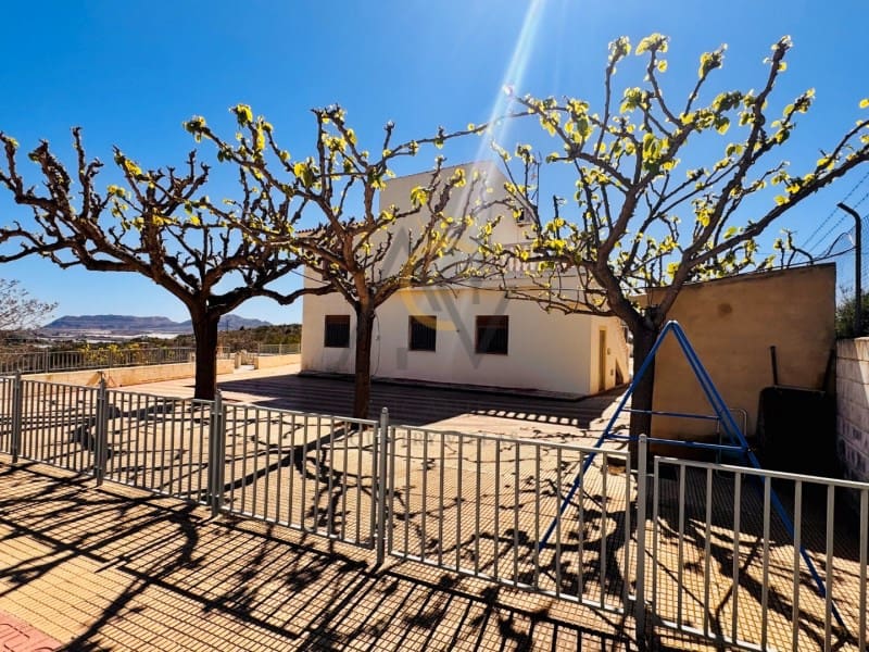 4 soveværelse Villa til salg i Monforte del Cid med swimmingpool - € 330.000 (Ref: 9726755)