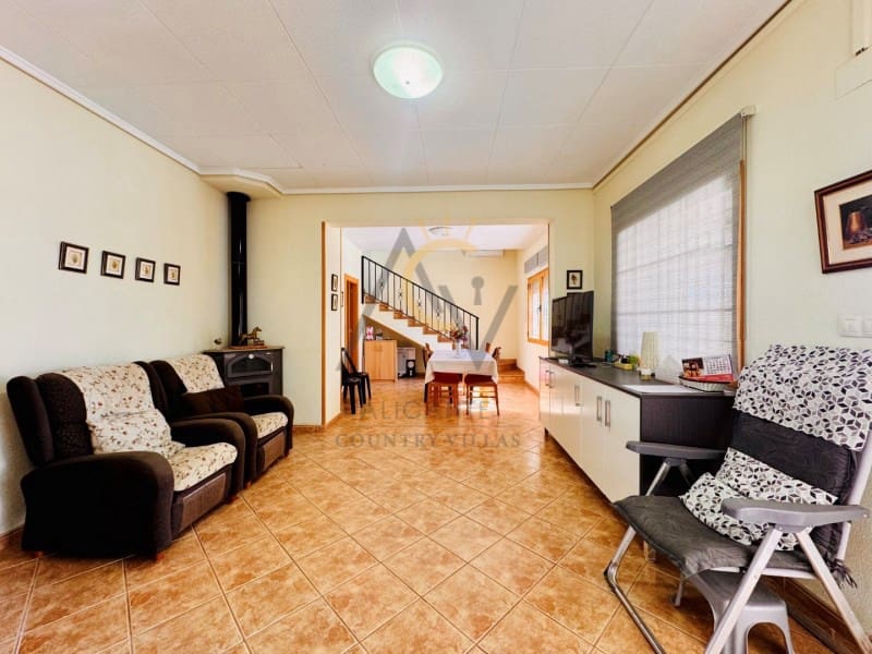 4 soveværelse Villa til salg i Monforte del Cid med swimmingpool - € 330.000 (Ref: 9726755)