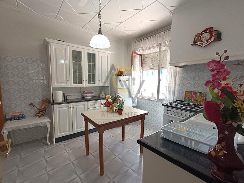 4 sovrum Finca/Hus på landet till salu i Monovar / Monover - 319 000 € (Ref: 9743207)