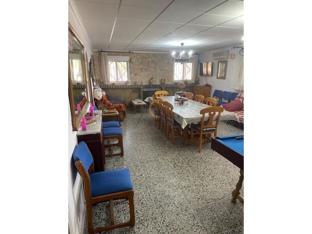 6 makuuhuone Maalaistalo myytävänä paikassa Villena mukana uima-altaan 
autotalli - 299 000 € (Ref: 9784996)