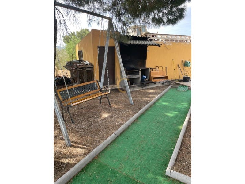 6 makuuhuone Maalaistalo myytävänä paikassa Villena mukana uima-altaan 
autotalli - 299 000 € (Ref: 9784996)