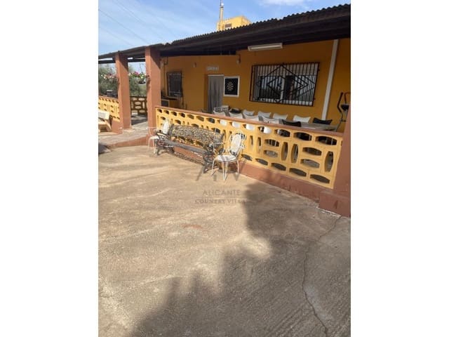 6 makuuhuone Maalaistalo myytävänä paikassa Villena mukana uima-altaan 
autotalli - 299 000 € (Ref: 9784996)