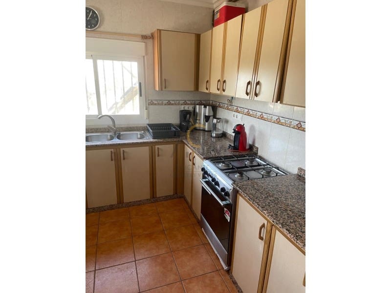 6 makuuhuone Maalaistalo myytävänä paikassa Villena mukana uima-altaan 
autotalli - 299 000 € (Ref: 9784996)