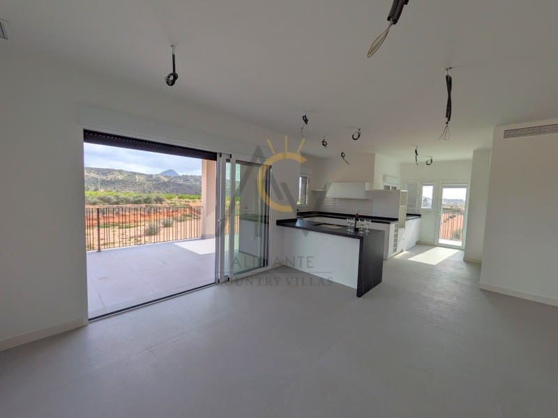 Chalet de 3 habitaciones en Macisvenda en venta con piscina garaje - 439.995 € (Ref: 9788322)