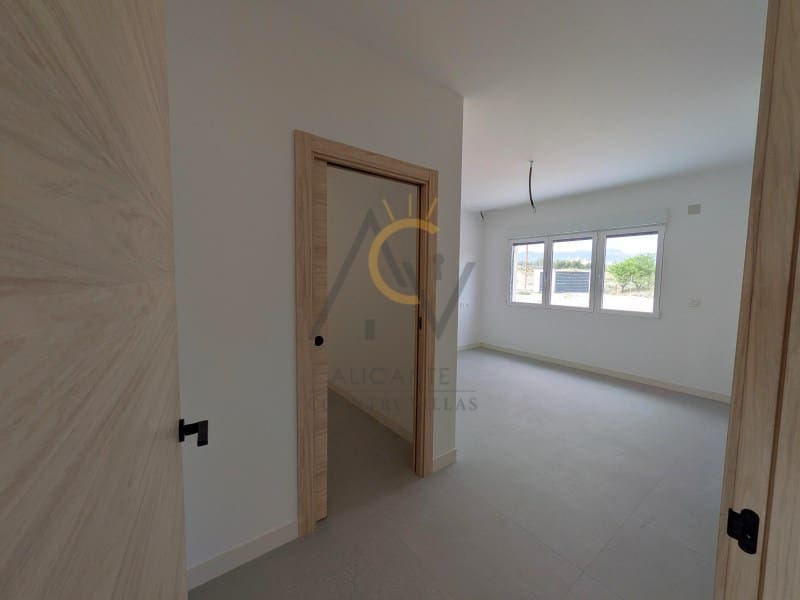 Chalet de 3 habitaciones en Macisvenda en venta con piscina garaje - 439.995 € (Ref: 9788322)